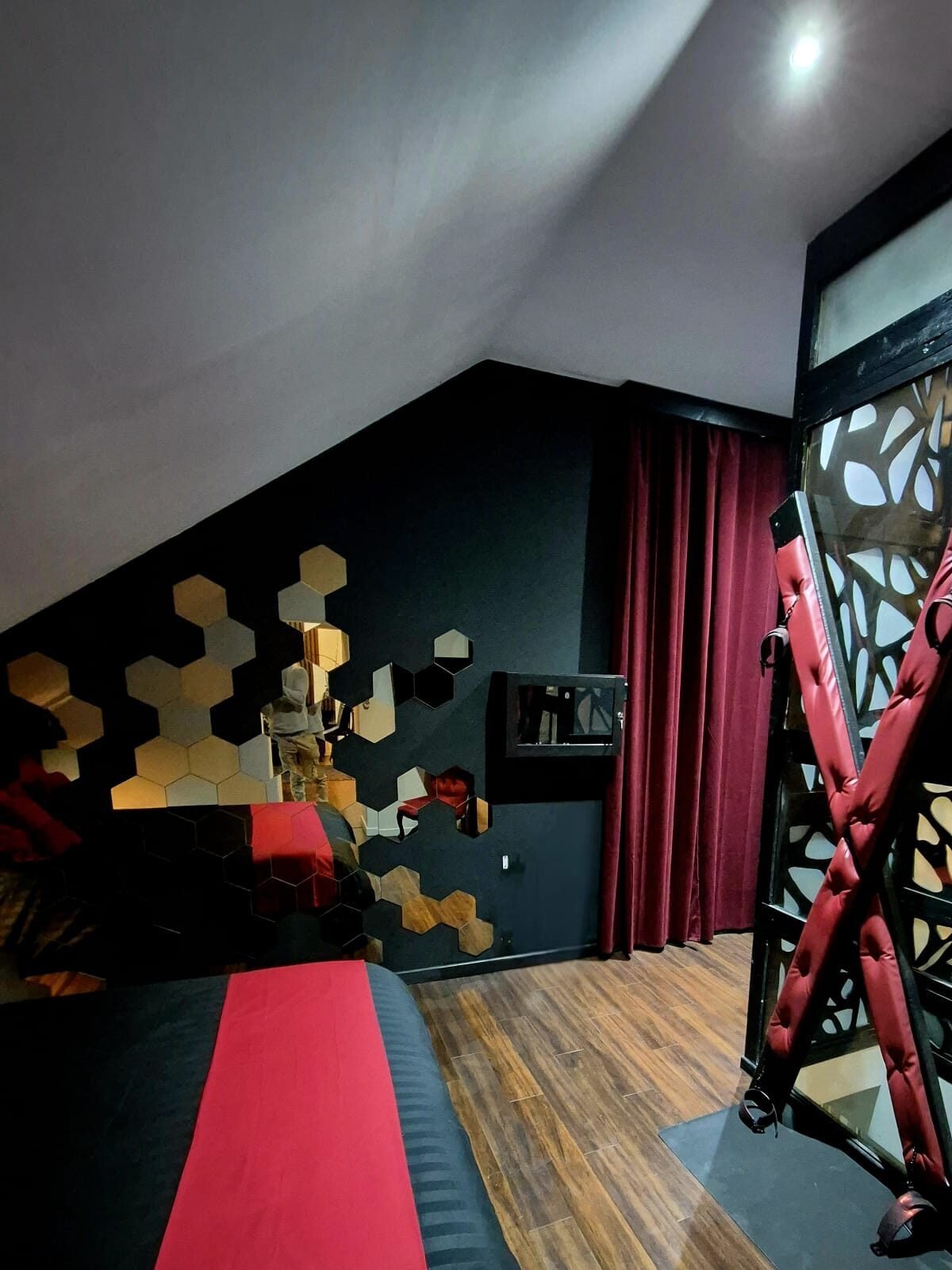 You are currently viewing Erotic Room